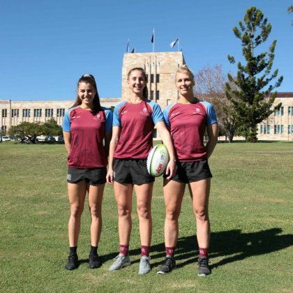 From left: Marioulla Belessis, Mackenzie Sadler and Jannicke lJdens From left: Marioulla Belessis, Mackenzie Sadler and Jannicke lJdens